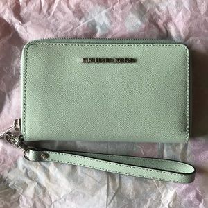 Michael Kors Jet Set Wristlet Wallet w/ Phone Case
